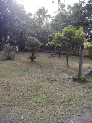 Land in Kadawatha City Plot 13