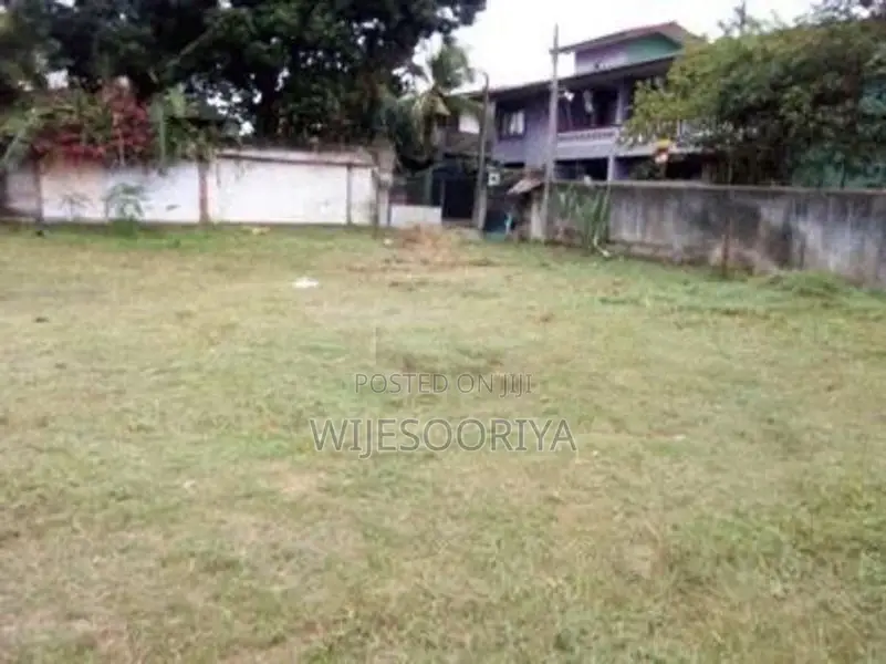 22.12 Perch Prime Residential Land for Sale – Battaramulla