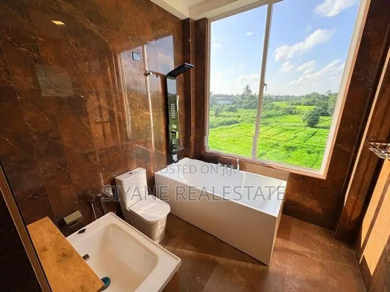 Luxury House for Sale in Boralesgamuwa