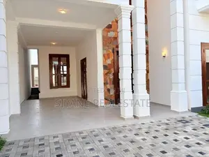 Luxury House for Sale in Boralesgamuwa