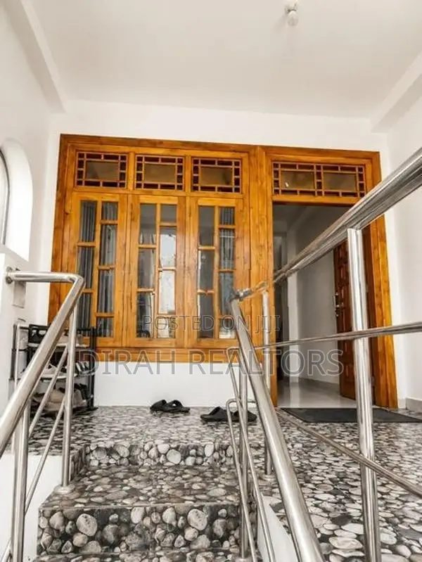 Two-Storey House for Sale | Dehiwala (ZR-0017)