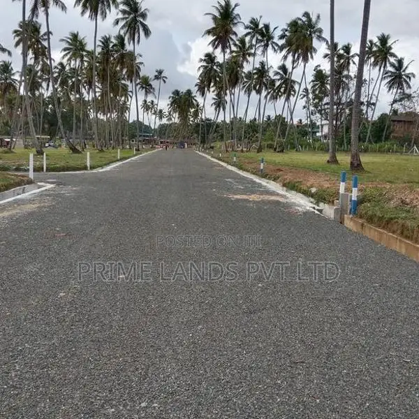 පැල්ලන්දෙණිය හන්දියෙන්ම ඉඩමක්