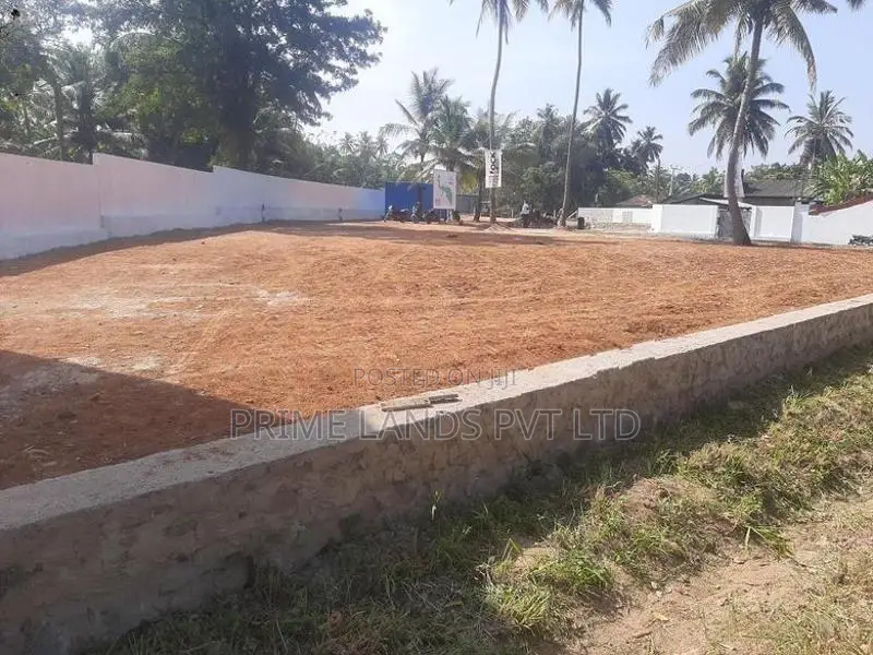 දබුල්ල පාරෙන් ඒරියා එකෙන් ඉඩමක්