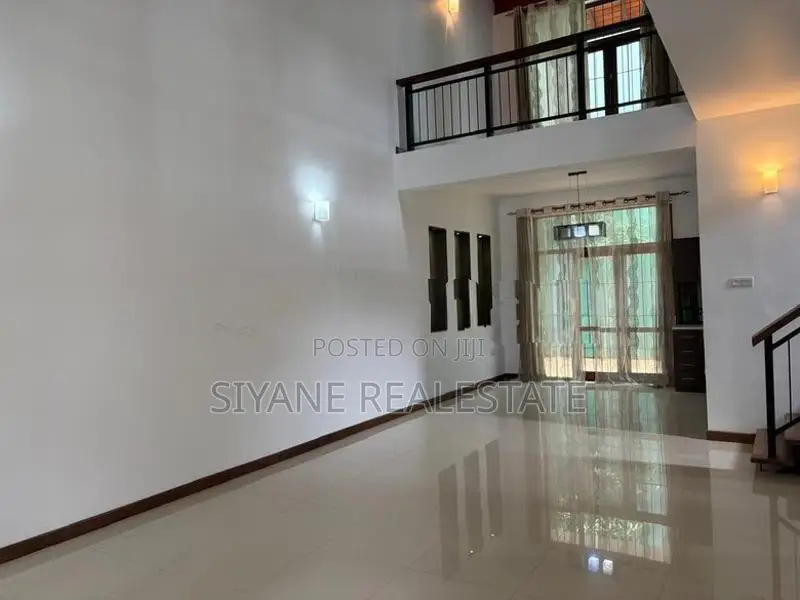Luxury House Sale in Thalawathugoda