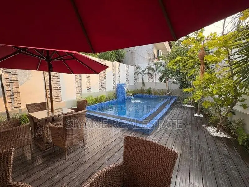 Luxury New House for Sale in Palawaththa