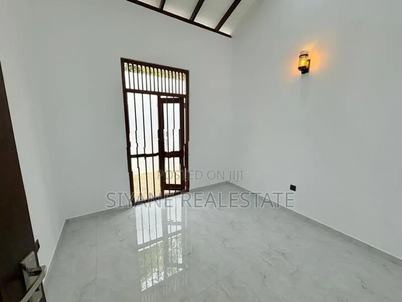 New House for Sale in Thalahena