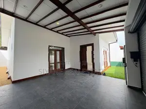 Luxury New House Sale in Thalahena