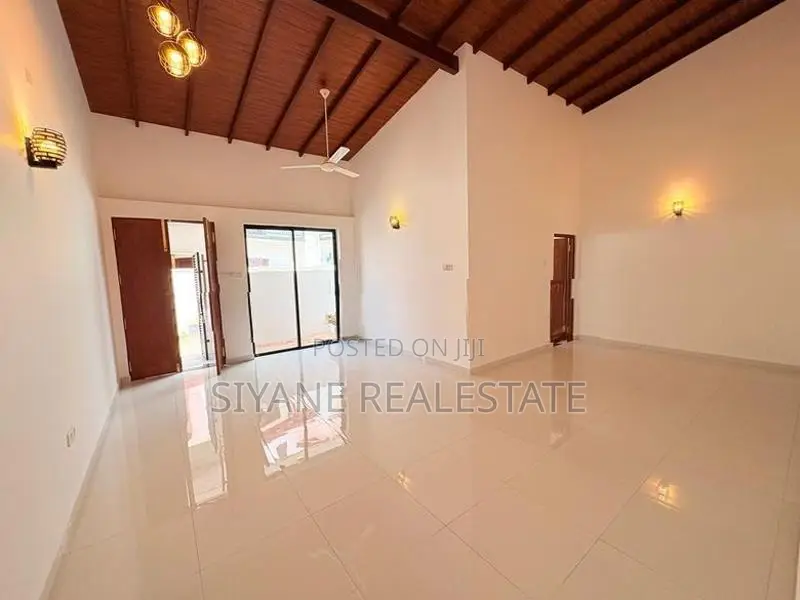 Single House for Sale in Athurugiriya