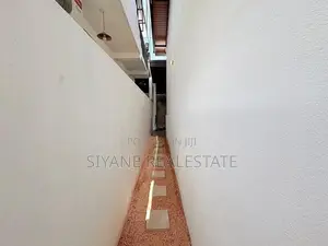 Single House for Sale in Athurugiriya