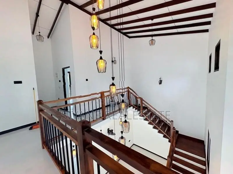 Luxury New House for Sale in Athurugiriya