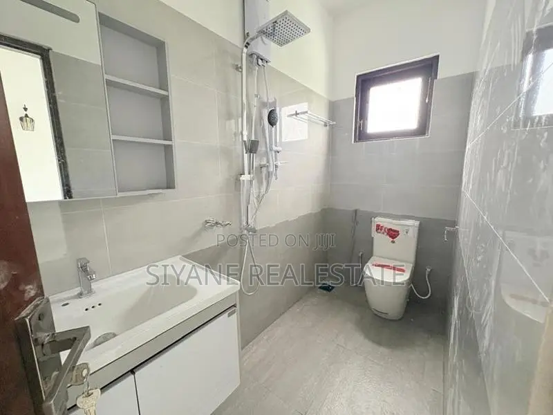 Luxury New House for Sale in Athurugiriya