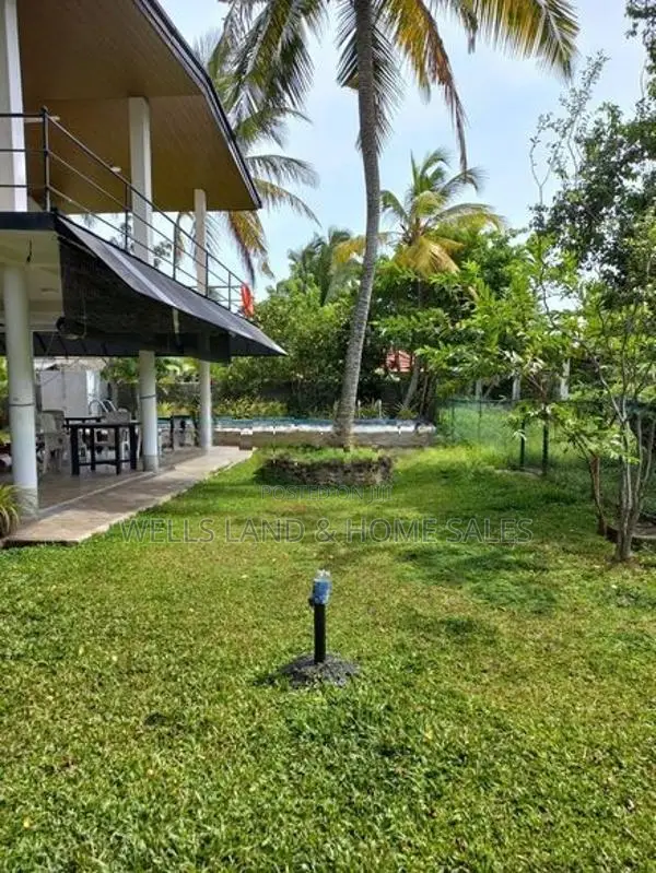 Commercial Property for Sale Close to the Airport - Katunayake