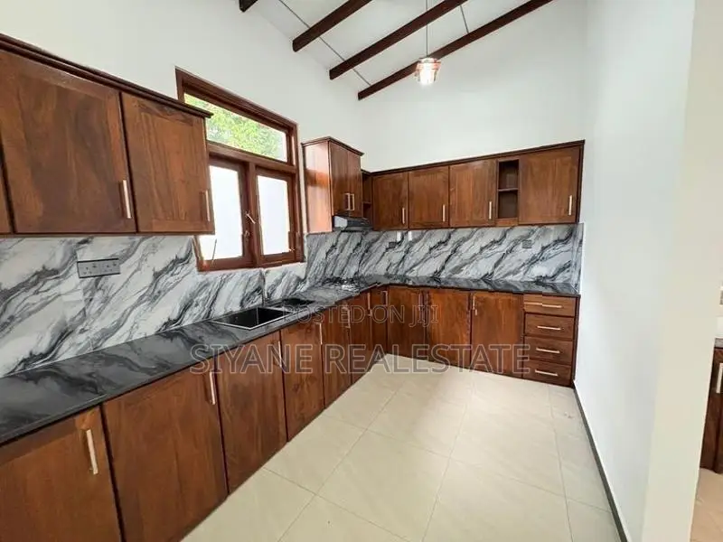 House for Sale in Piliyandala