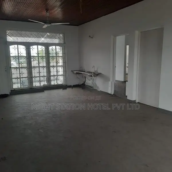 PRIME COMMERCIAL SPACE FOR RENT – TEMPLERS ROAD, MOUNT LAVINIA