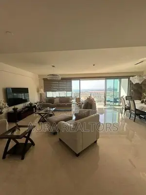 Luxurious 4 Bedrooms Fully Furnished Apartment For sale in Colombo 02