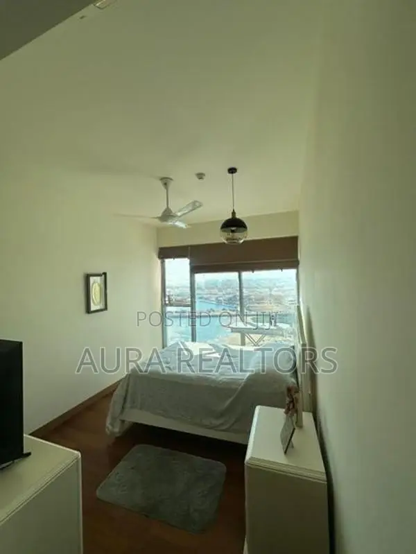 Luxurious 4 Bedrooms Fully Furnished Apartment For sale in Colombo 02