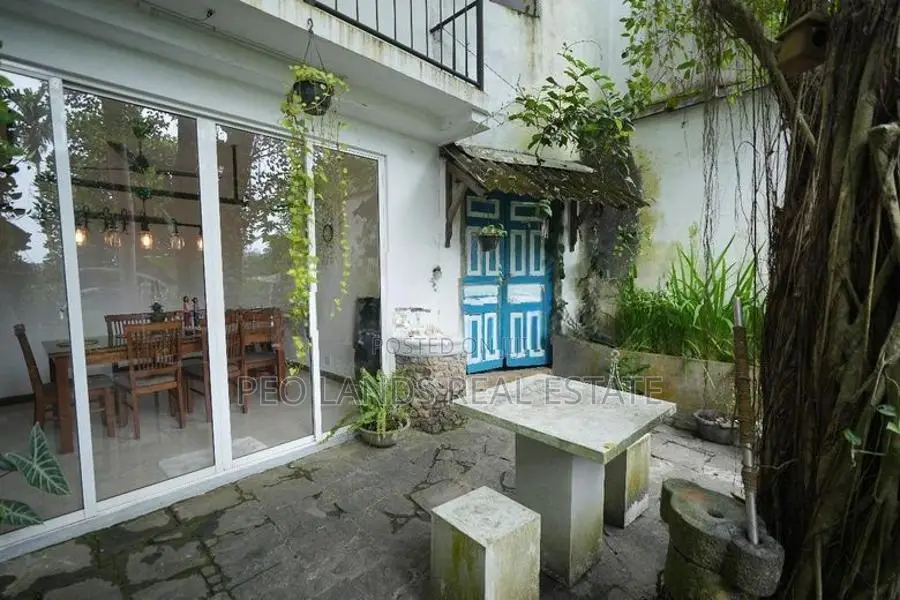 (MR460) Four Storey House for Rent in Malabe