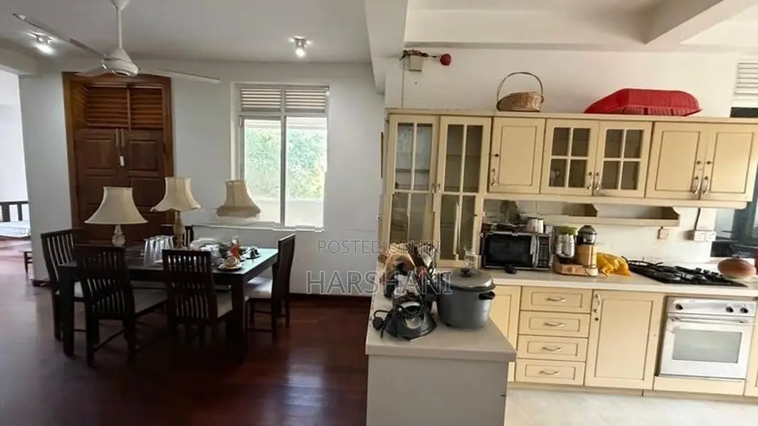 Three Storied House for Sale Close to Thimbirigsyaya Road, Colombo 05