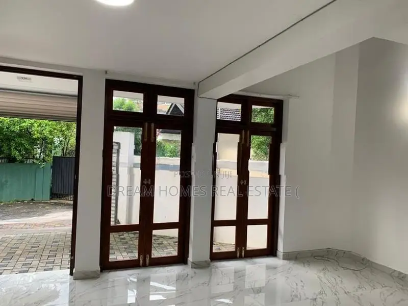 Modern 4-Bedroom House for Rent – Nugegoda