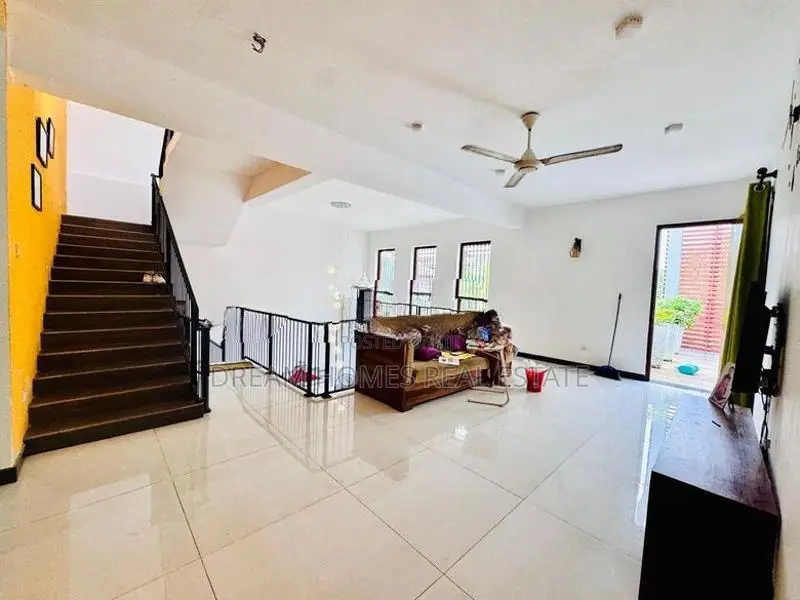 Luxury 5 Bedroom House for Rent – Himbutana