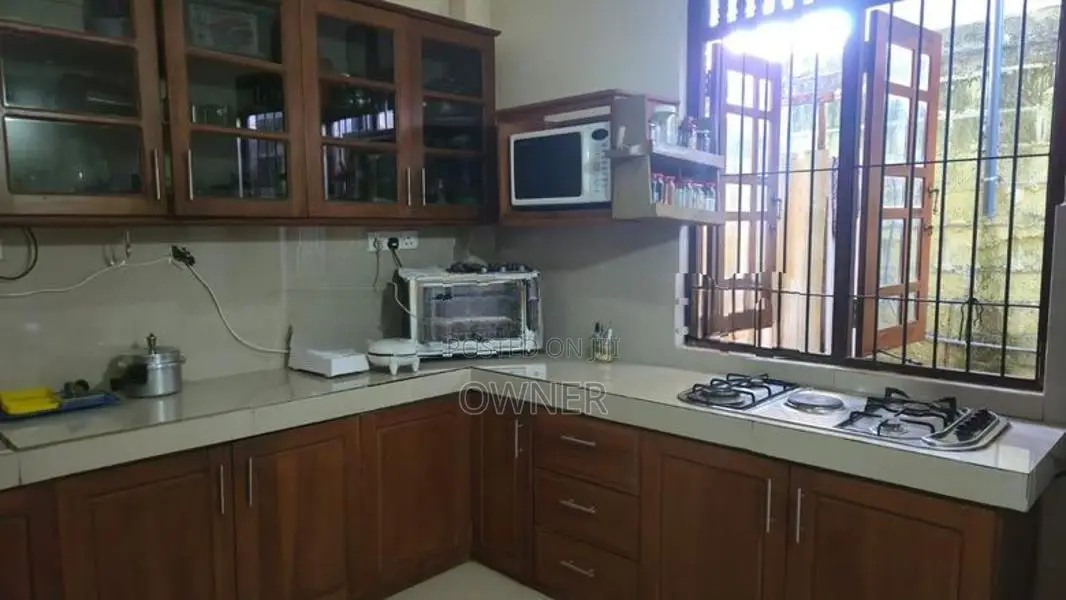 Room for Rent in Attidiya Dehiwala ( Ladies Only)