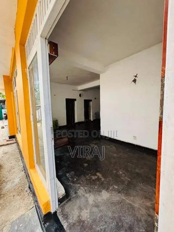 A Spacious Two-Storey House for Sale Mount Lavinia