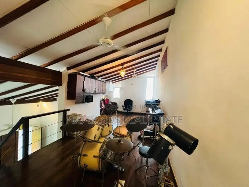 (DR211) Luxury Fully Furnished Solar House for Rent in Kottawa