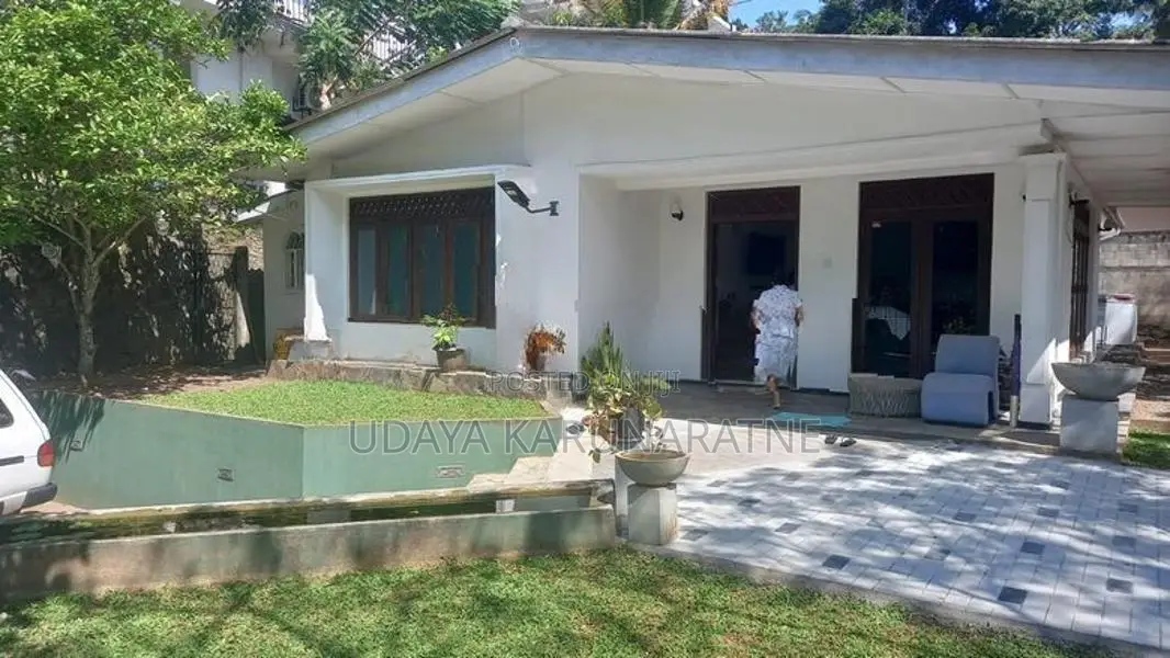 3 Bedroom, Bathroom House Overlooking the Mahaweli River Nattaranpota