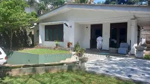 3 Bedroom, Bathroom House Overlooking the Mahaweli River Nattaranpota