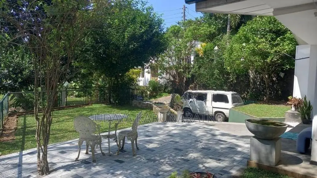 3 Bedroom, Bathroom House Overlooking the Mahaweli River Nattaranpota