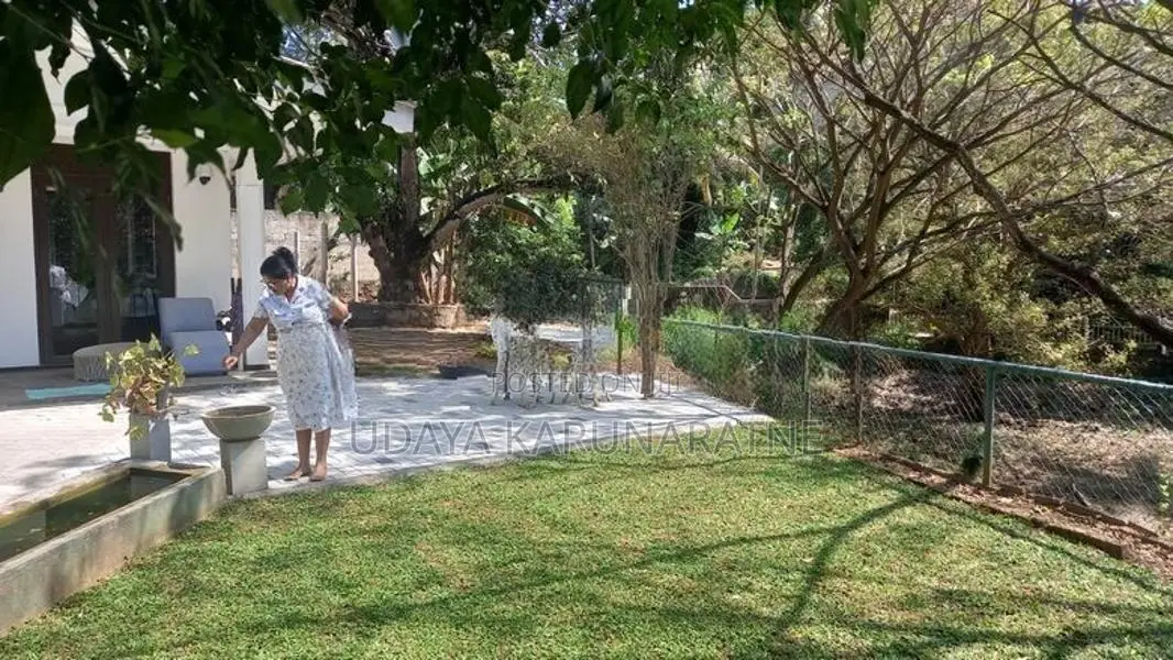 3 Bedroom, Bathroom House Overlooking the Mahaweli River Nattaranpota