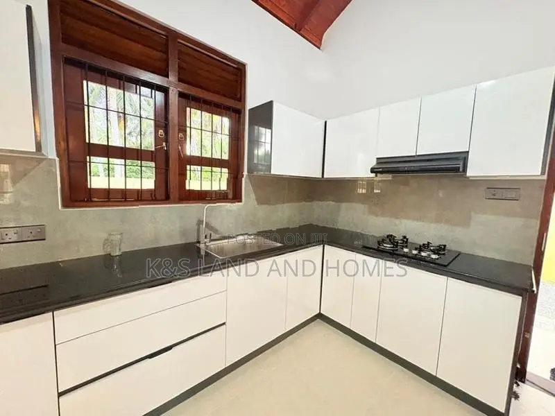 Brand New Luxury House For Sale in Udugampala
