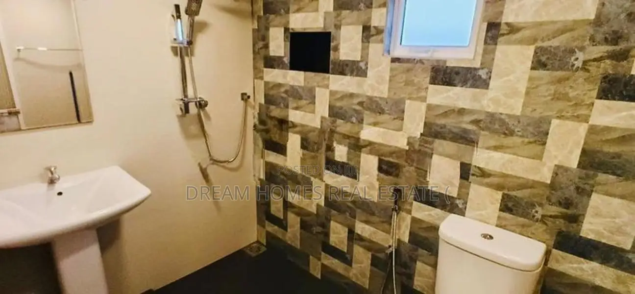 10.5 Perches House for Sale in Malabe