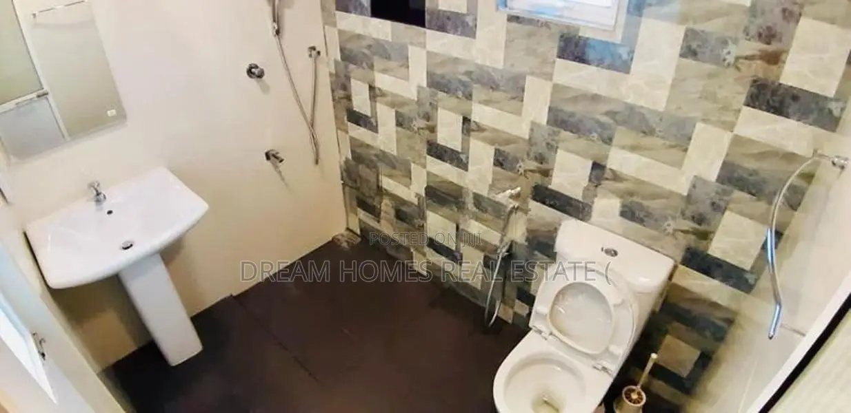 10.5 Perches House for Sale in Malabe