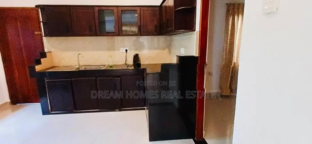 10.5 Perches House for Sale in Malabe