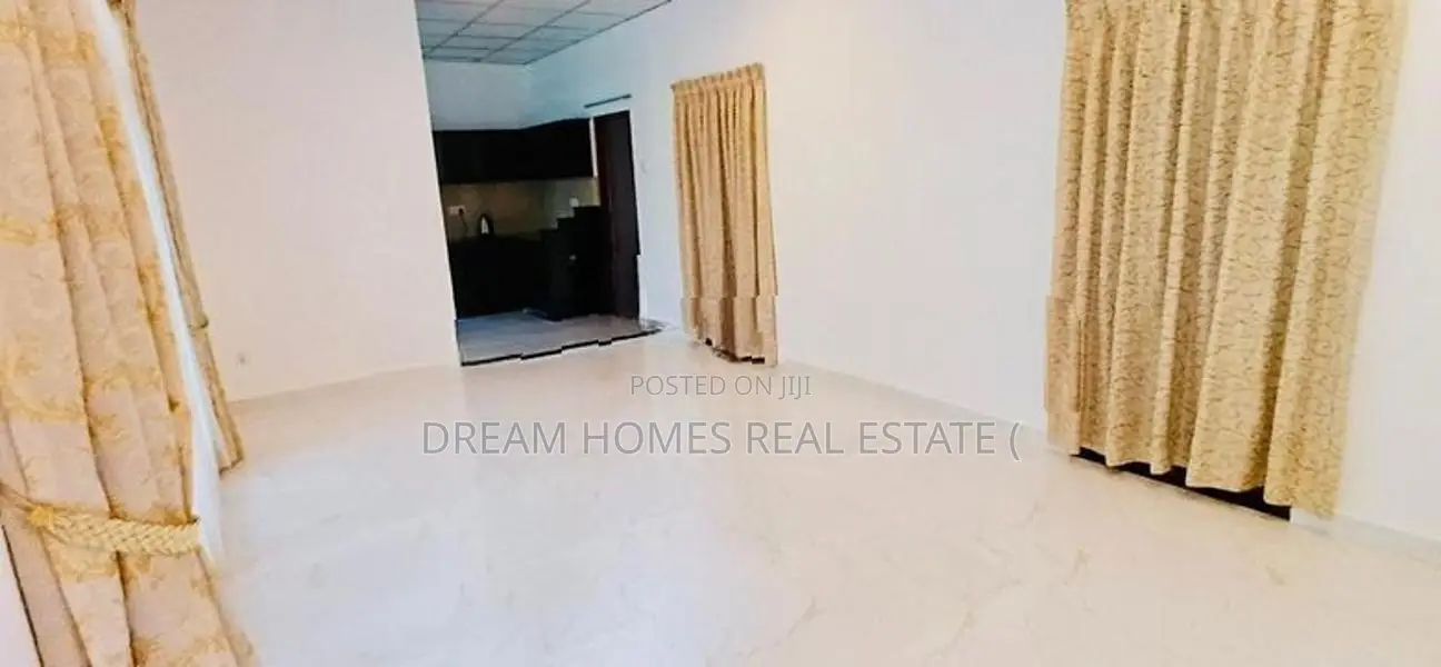 10.5 Perches House for Sale in Malabe