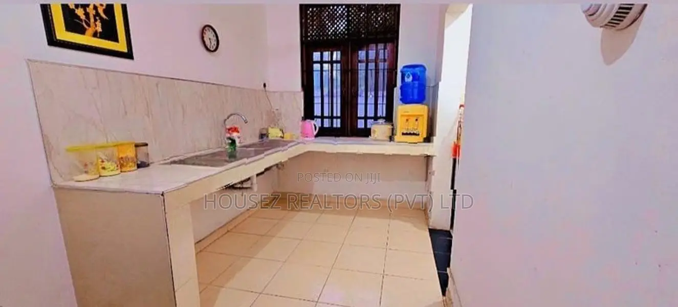 Spacious 3-Bedroom House for Sale in Kadawatha – 13.5 Perches