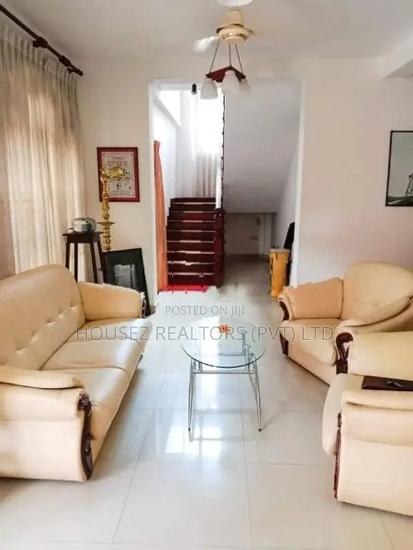 Spacious 3-Bedroom House for Sale in Kadawatha – 13.5 Perches