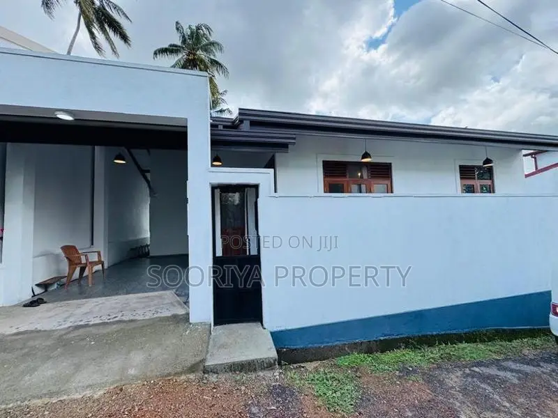 BRAND NEW SINGLE STORY HOUSE FOR SALE IN PILIYANDALA