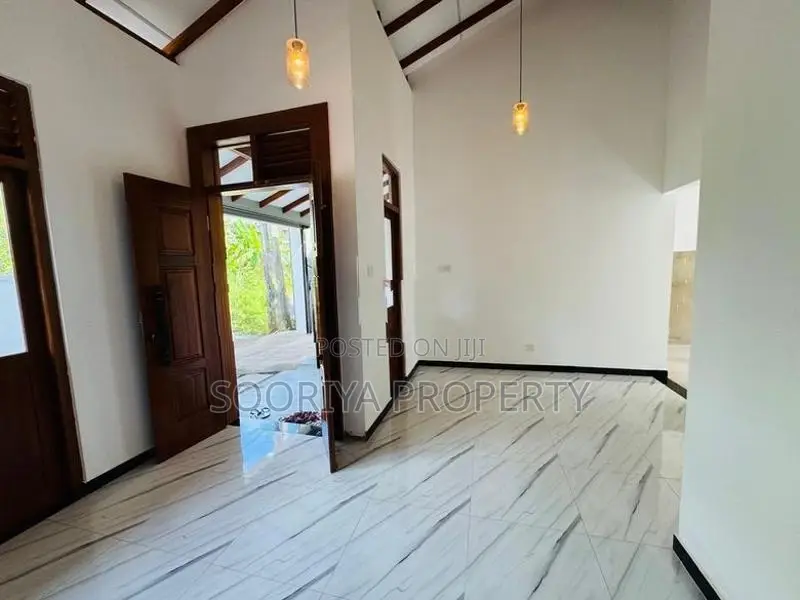 BRAND NEW SINGLE STORY HOUSE FOR SALE IN PILIYANDALA
