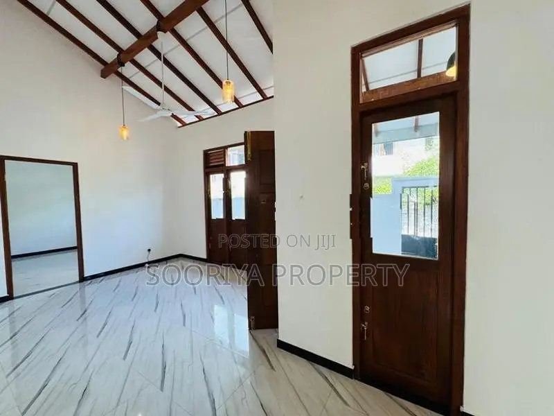 BRAND NEW SINGLE STORY HOUSE FOR SALE IN PILIYANDALA