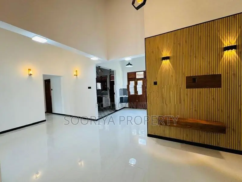 BEAUTIFUL SINGLE STORY HOUSE FOR SALE IN PILIYANDALA POLGASOWITA