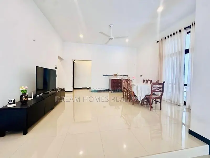 Super Luxury 12BR House for Sale – Thalawathugoda