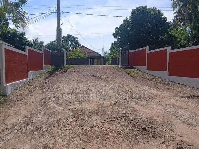 GALLE - KOGGALA SUPERB LUXURIOUS TOURISM LAND PLOTS SALE