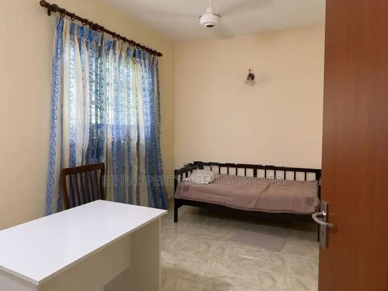 Two Story House for Sale in Nugegoda