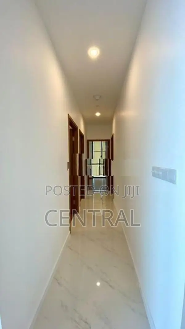 Apartment for Sale in Capitol Twin Peak, Colombo 2 (C7-10558)