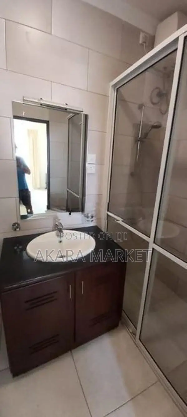 Mary's Tower Furnished Apartment for Sale - Colombo 04 A5201