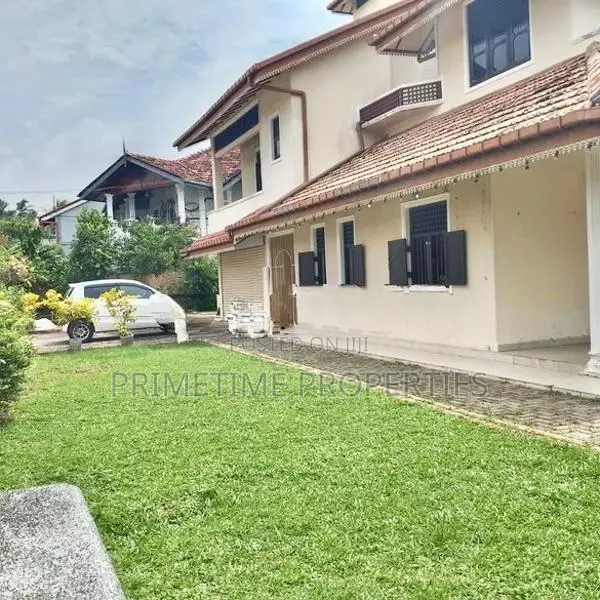 (KR444) Two Storey House for Rent in Negombo Katuwapitiya