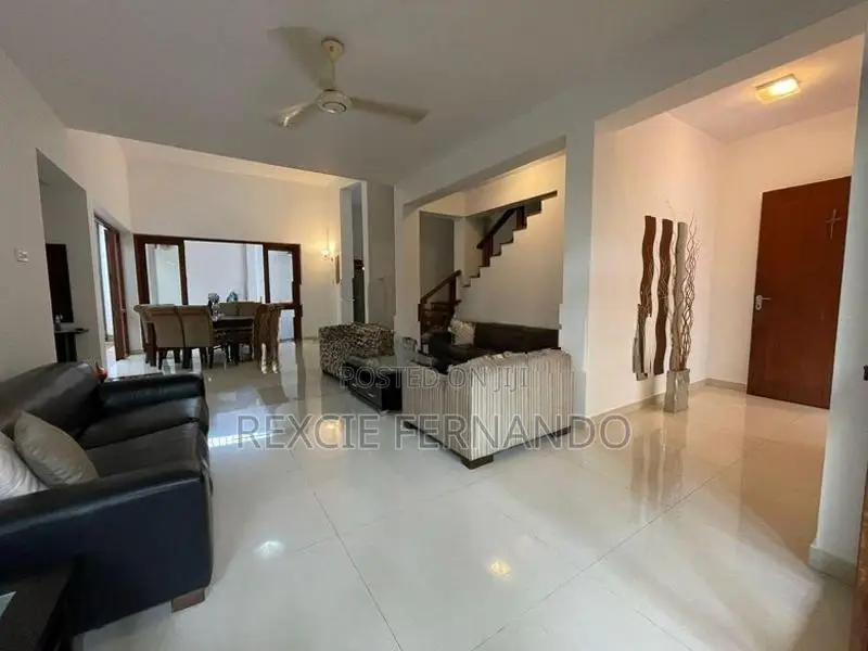 2story house with roo top