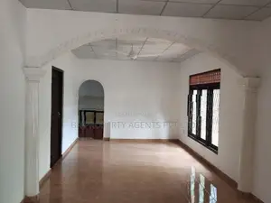 Single Story House for Sale in Kotikawatta